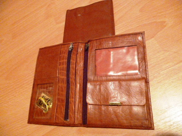 01652 Brieftasche ohne Mittelstück