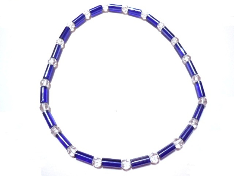 02268.5 Halskette "modern dunkelblau"
